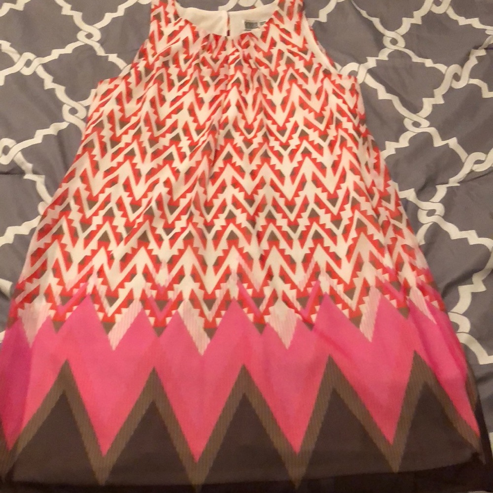 Sleeveless bright patterned dress